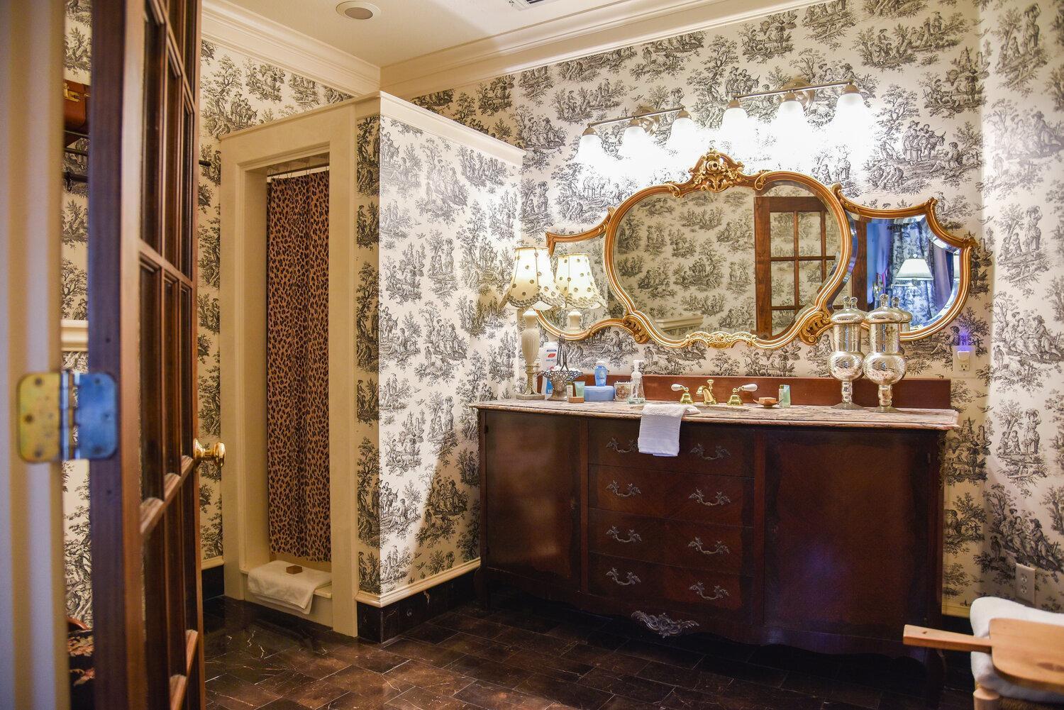 The English Merchant'S Inn Waxahachie Room photo